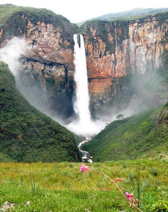 Cachoeira_do_Tabuleiro