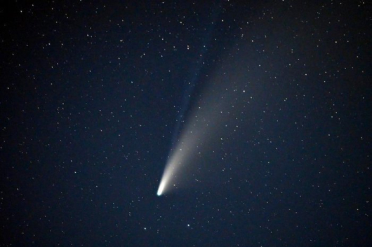 Cometa que passará perto da Terra neste mês de outubro poderá ser visto no Brasil