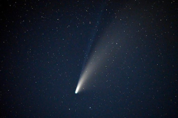 Cometa que passará perto da Terra neste mês de outubro poderá ser visto no Brasil