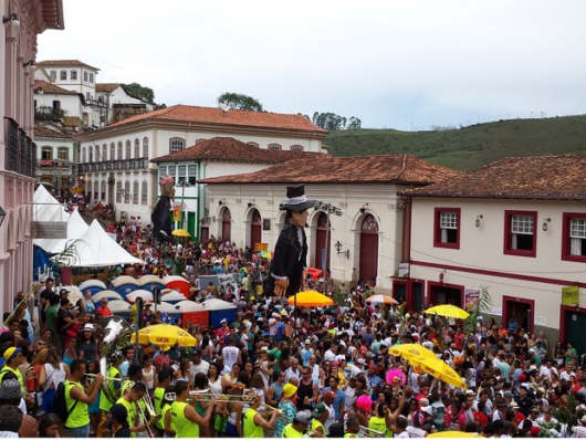 Mesmo sem dinheiro, cidades históricas de Minas garantem carnaval neste ano