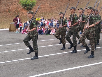 Dia do Soldado é comemorado do Tiro de Guerra 04-012 em Guanhães