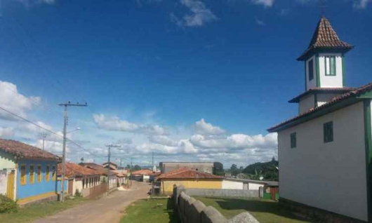 Padre afastado por suspeita de assédio em distrito Diamantina já enfrentou outras denúncias