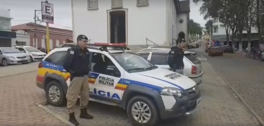 Polícia Militar de Guanhães presta homenagem a policial morto em Santa Margarida