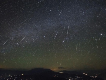 Chuva de meteoros do cometa Halley poderá ser vista a olho nu na noite de hoje
