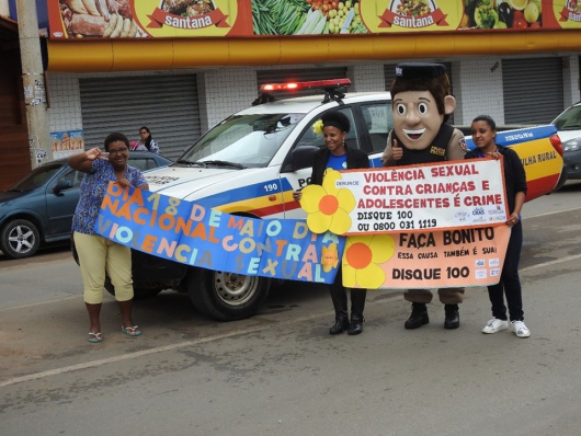 Guanhães: Motoristas são abordados em blitz educativa sobre Dia Nacional de Combate ao Abuso e a Exploração Sexual contra Crianças e Adolescentes