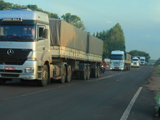 Veículos de carga terão circulação restrita no dia 31 nas estradas mineiras