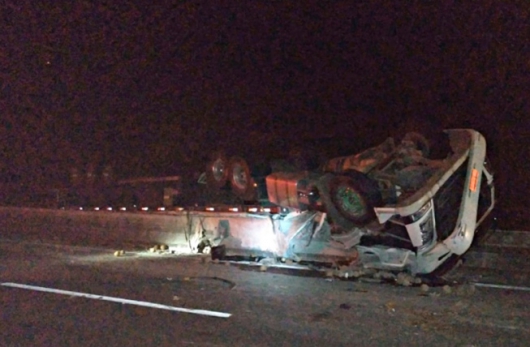 TRÂNSITO: Acidentes com caminhões, feridos e mortes aumentam em Minas