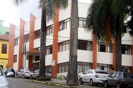 MPMG ajuiza Ação de Improbidade contra prefeito de Guanhães e quatro servidores do setor jurídico