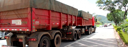 DER/MG restringe tráfego de veículos pesados durante o Carnaval