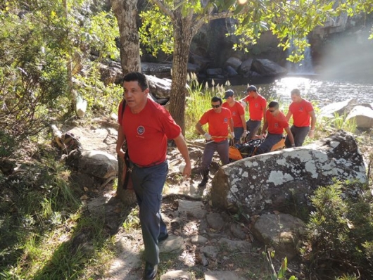 Homem morre afogado em cachoeira no município de Conceição do Mato Dentro