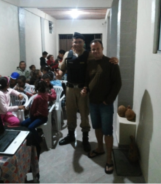 Crianças e jovens do Serro participam de palestra sobre prevenção ao uso de drogas