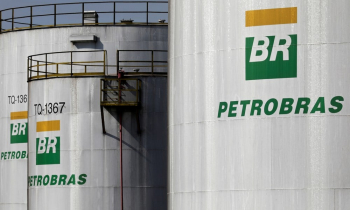 Litro da gasolina sobe R$ 0,09 nas refinarias da Petrobras