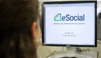Empregadores domésticos têm até hoje para pagar guia de setembro do eSocial