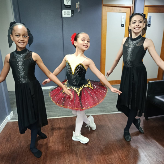 ORGULHO GUANHANENSE: Bailarinas da RR Studio Dance participam do maior Festival de Dança do mundo em Joinville