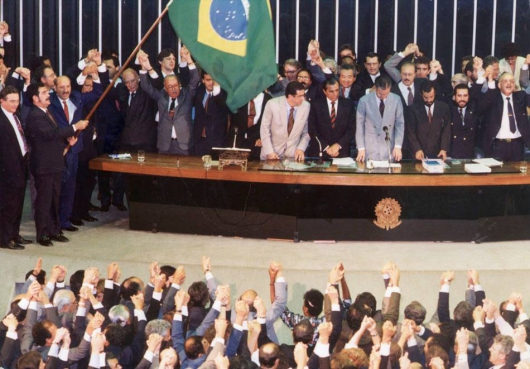 Entenda como funciona o processo de impeachment