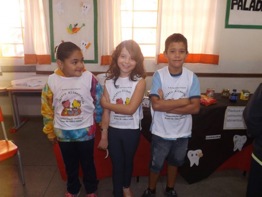 Escolas Municipais de Guanhães realizam 1ª Feira de Ciências 2016