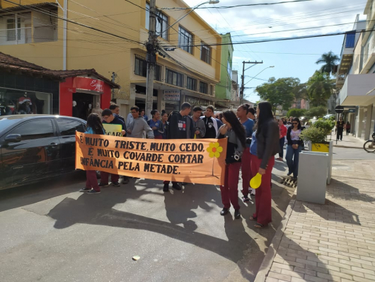 18 DE MAIO: Dia Nacional de Combate ao Abuso e a Exploração Sexual de Crianças e Adolescentes