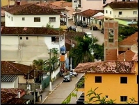 Justi&ccedil;a decreta bloqueio de bens em Dores de Guanh&atilde;es