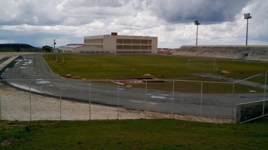 DIAMANTINA: Construção da Pista Olímpica Internacional de Atletismo da UFVJM entra na fase final