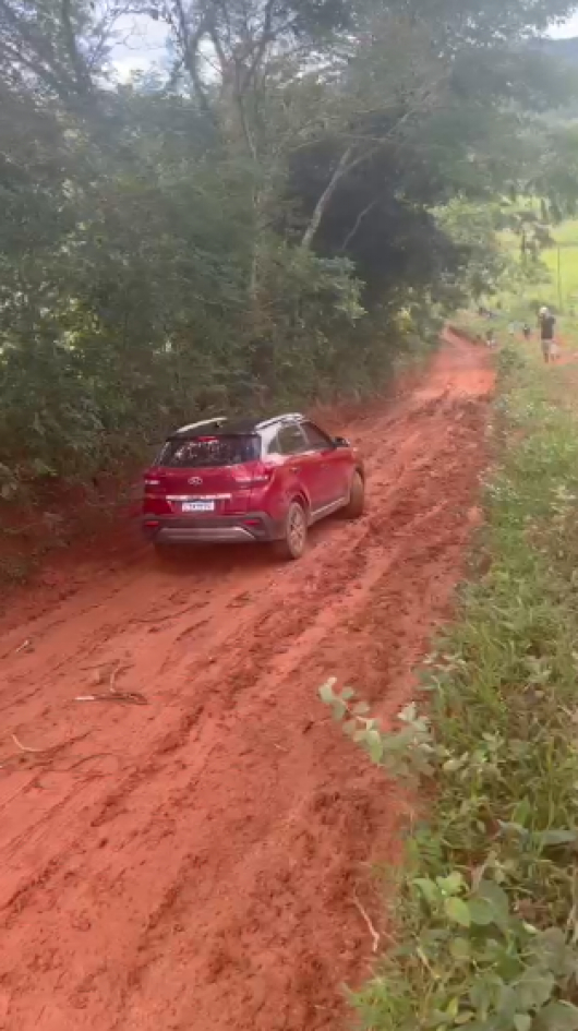 ENTRE SERRO E SABINÓPOLIS: Rotas alternativas ao trecho colapsado podem ficar intransitáveis no caso de chuvas intensas