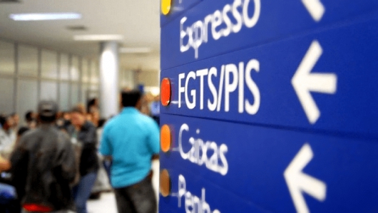 Governo transfere PIS/Pasep para o FGTS e permite saque de R$ 1.045