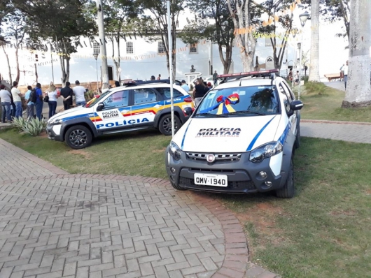 Polícia Militar de Guanhães recebe duas viaturas