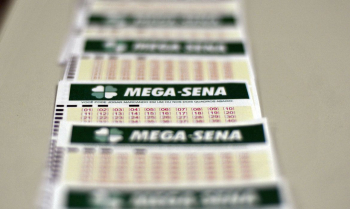 Mega-Sena acumula e pagará R$ 27 milhões no sábado