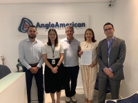Guanhães e Sabinópolis firmam convênios com a Anglo American para melhorias