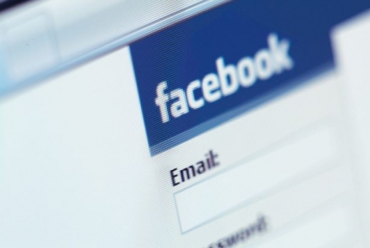 Usuários do Facebook vão ver mais posts dos amigos e menos de páginas