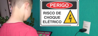 Cemig alerta sobre cuidados com eletricidade relacionados aos presentes eletroeletrônicos no dia das crianças
