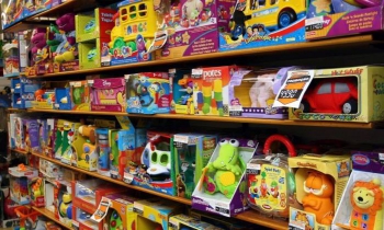 Ipem dá dicas de segurança para compra de brinquedos como hand spinners e caudas de sereias