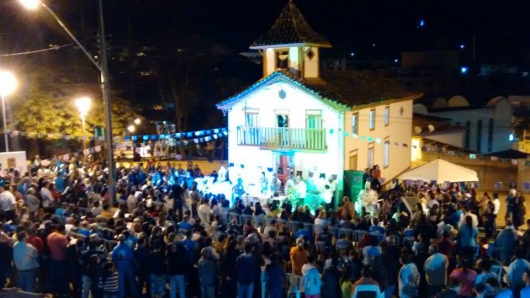 Depois de mais de 30 anos altar original da Capela Nossa Senhora do Carmo foi entregue à comunidade
