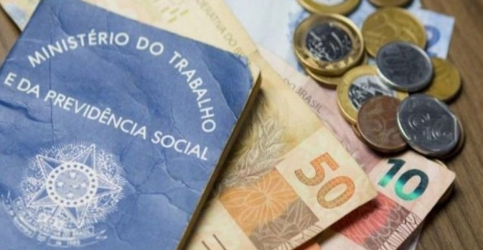 Salário mínimo para 2021 ficará em R$ 1.067