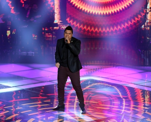 THE VOICE BRASIL: O itabirano Jésus Henrique canta &#039;Metamorfose Ambulante&#039; e avança à próxima fase