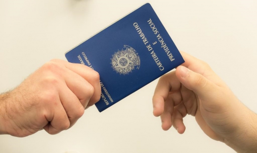 Termina hoje o prazo para o pagamento 13º salário e o salário de dezembro do Simples Doméstico