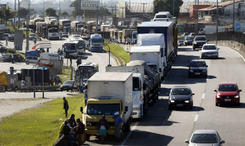 Repescagem do Auxílio Caminhoneiro será paga nesta terça