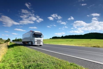Governo publica decreto que regulamenta Lei dos Caminhoneiros