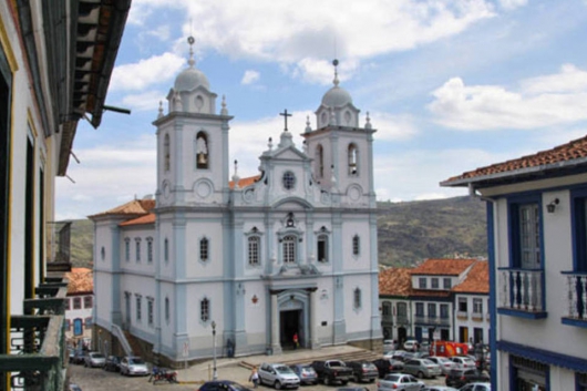 Minas Gerais oferece roteiros incríveis para viajar sem sair do sofá