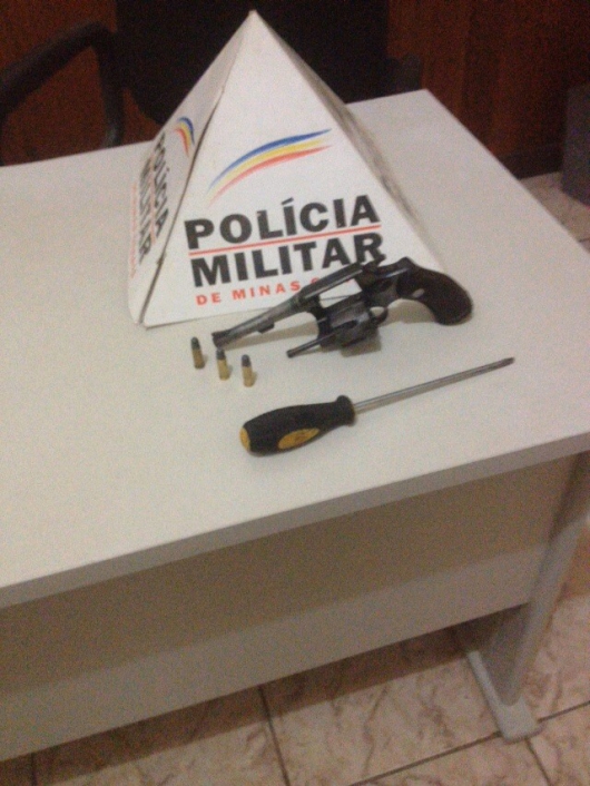 Após briga, homem é preso em Virginópolis por porte ilegal de arma