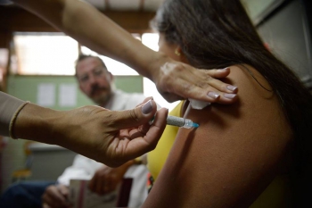 SAÚDE: Fake news são empecilho para aumento da vacinação contra HPV