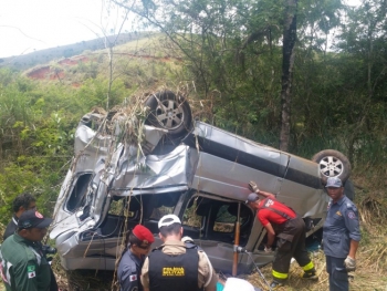 Vacas na pista motivaram acidente com van de Virginópolis