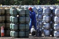 Petrobras reduz preço do gás de cozinha pago pelas distribuidoras