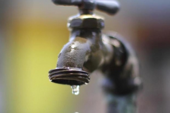 GUANHÃES: Moradores relatam falta de água em alguns bairros e SAAE afirma que sistema está funcionando de forma irregular