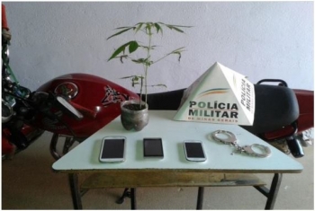 Dona de imóvel, usado como ponto de tráfico de drogas e prostituição de menores, é presa em Sardoá