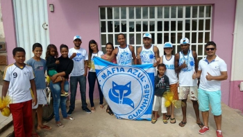 Máfia Azul Guanhães realiza ação social de Páscoa e entrega mais de 40 ovos de chocolate a crianças carentes