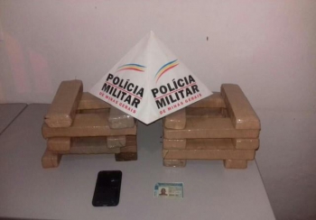 Cabeleireiro é preso com 20 tabletes de maconha em Belo Oriente