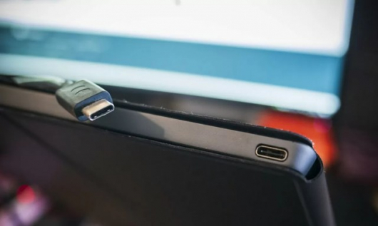 Anatel faz consulta pública para padronizar carregadores de celular