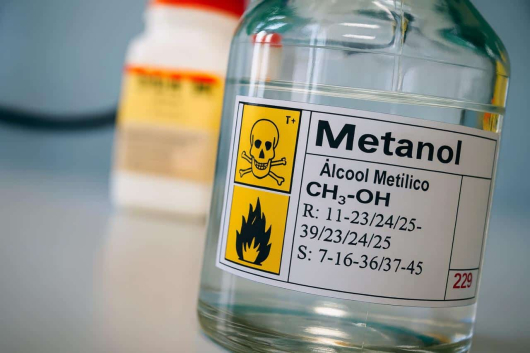 Metanol: crise completa um mês com alerta para falsificação de bebidas