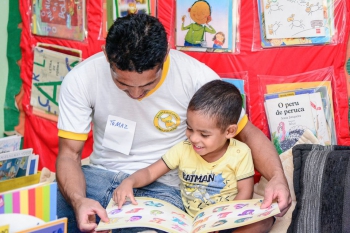 DIA DO LEITOR: Estímulo às crianças pode ajudar o Brasil a criar novos leitores