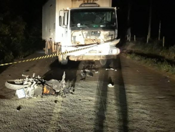 Acidente entre moto e caminhão faz vítima fatal em Sabinópolis